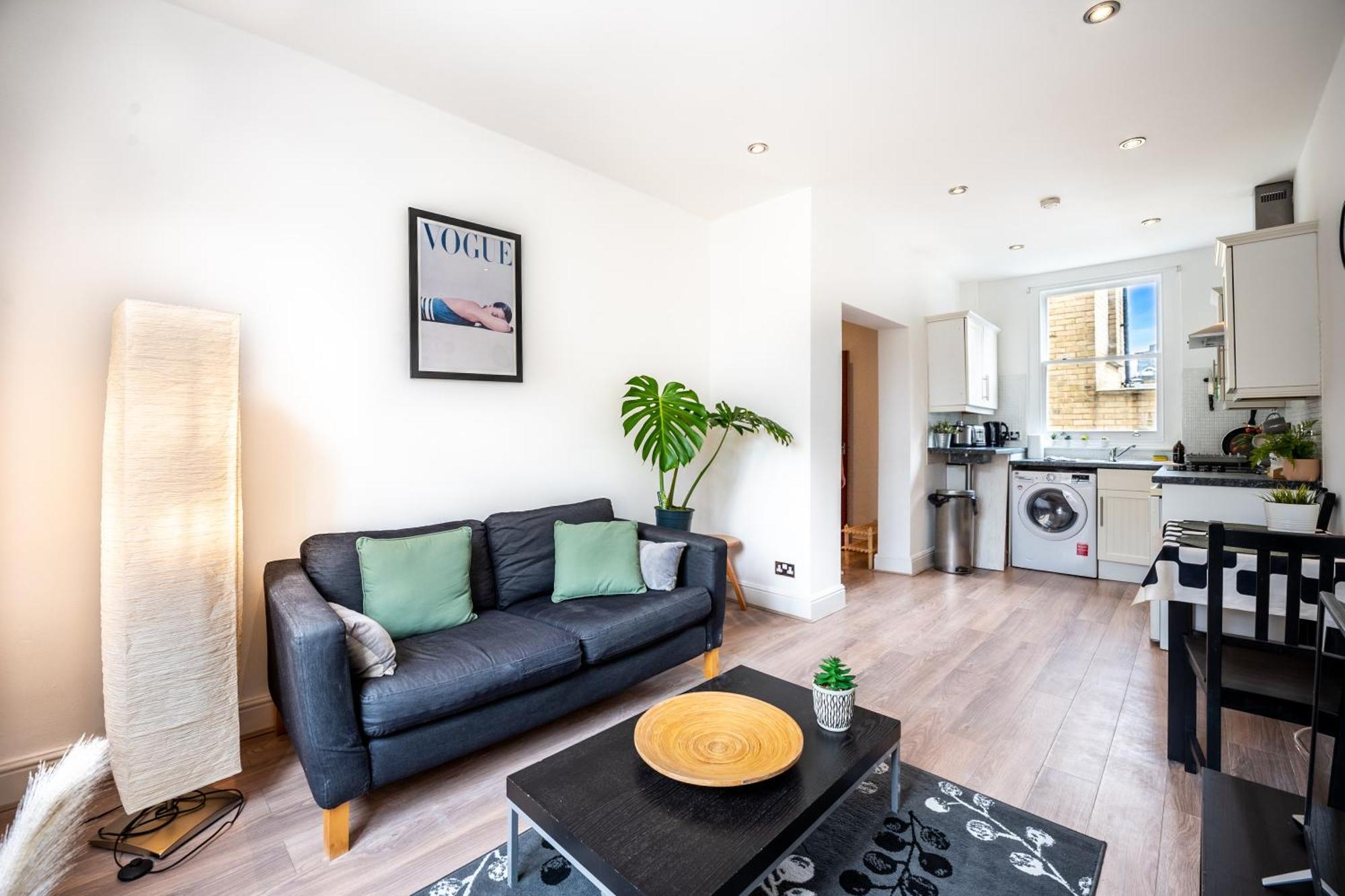 One-Bed Flat, Kensington, Bank Payment To The Host Within 24H From The Reservation Apartment ลอนดอน ภายนอก รูปภาพ